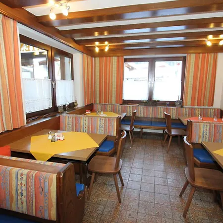 Bergheimat S Tatil Evi Huben (Imst)